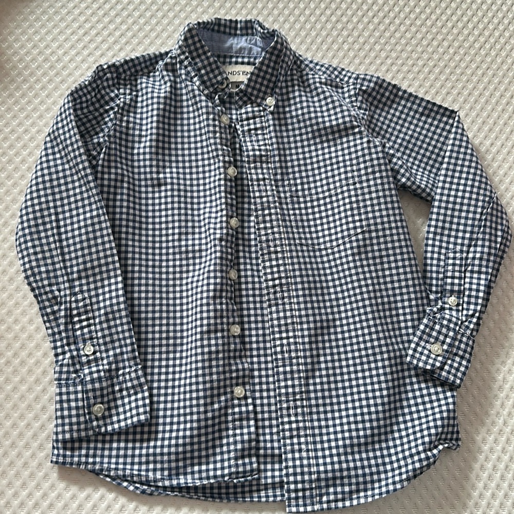 Lands end button down size medium,5-6